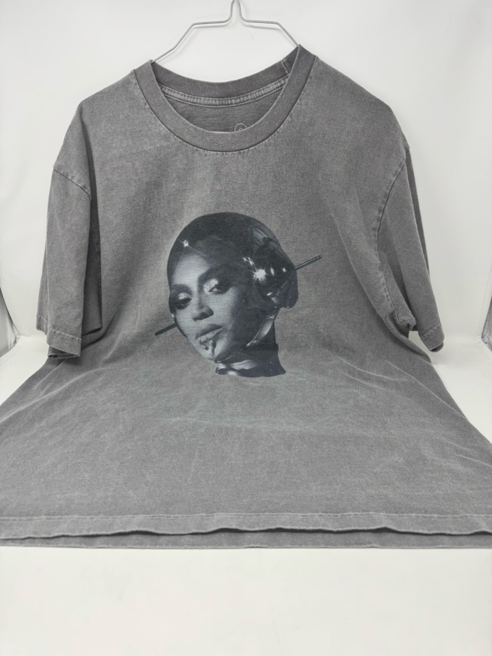 Beyoncé 2023 Renaissance World tour Official merch Concert size large Preowned